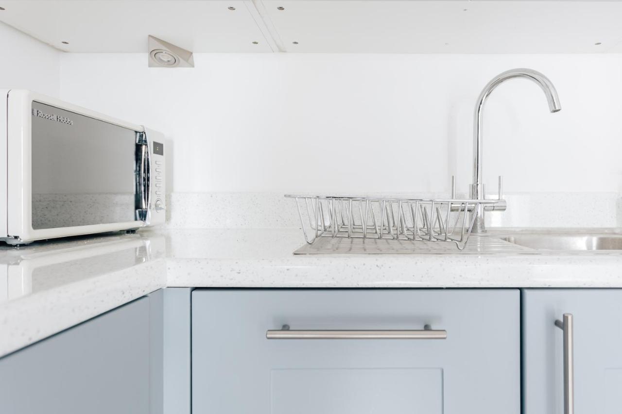 Contemporary Two Bedroom Duplex - Secluded Residence With Parking In A Prime Central Location Bournemouth Eksteriør bilde